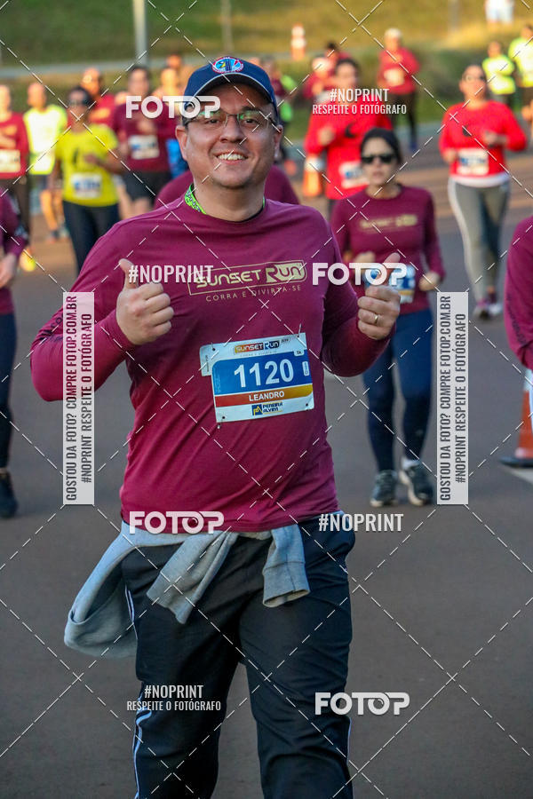 Buy your photos of the eventSunset Run 2019 on Fotop