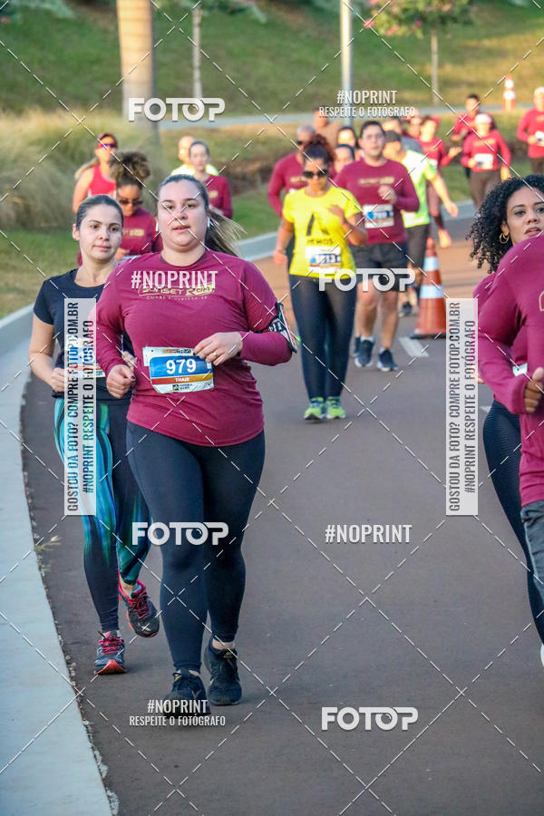 Buy your photos of the eventSunset Run 2019 on Fotop