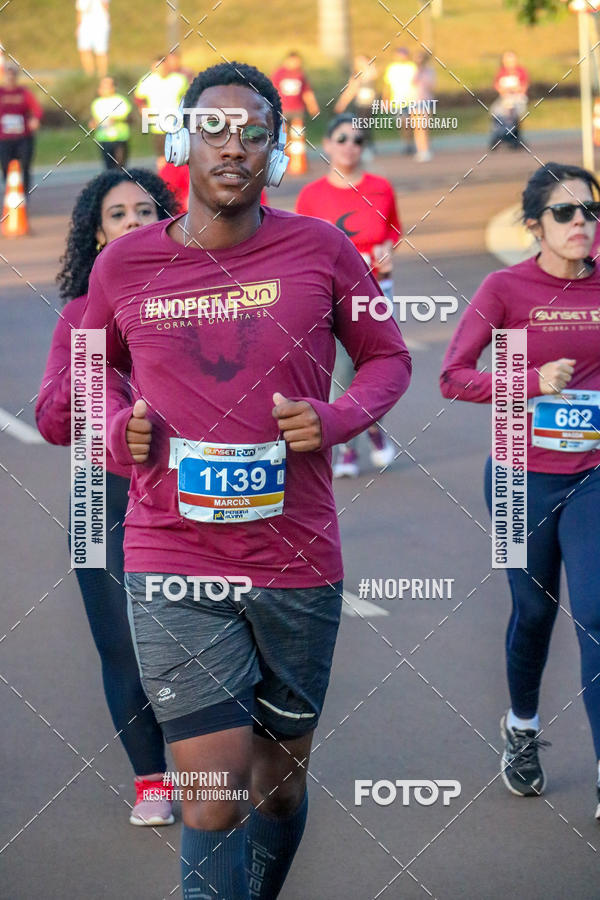 Buy your photos of the eventSunset Run 2019 on Fotop