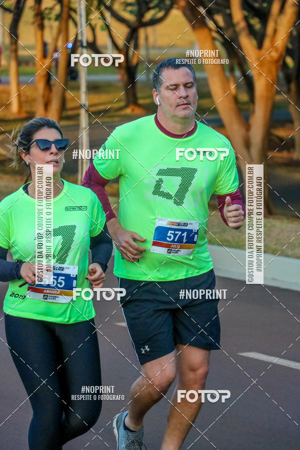 Buy your photos of the eventSunset Run 2019 on Fotop
