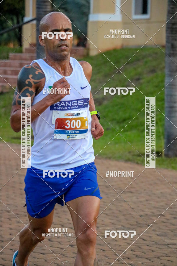 Buy your photos of the eventSunset Run 2019 on Fotop