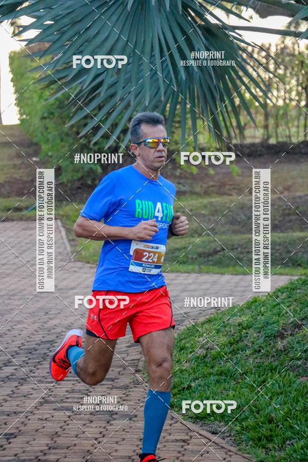 Buy your photos of the eventSunset Run 2019 on Fotop