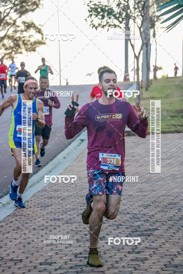 Buy your photos of the eventSunset Run 2019 on Fotop
