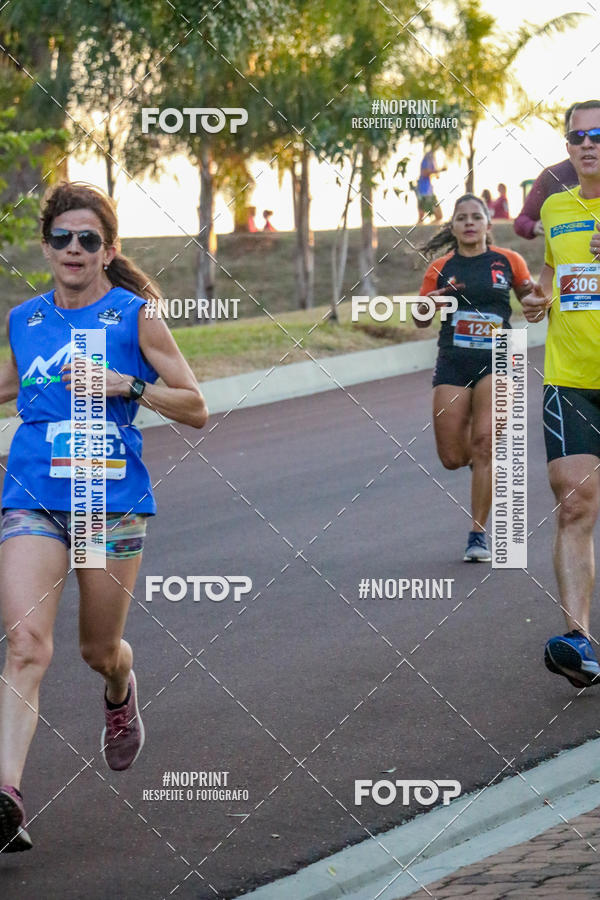 Buy your photos of the eventSunset Run 2019 on Fotop