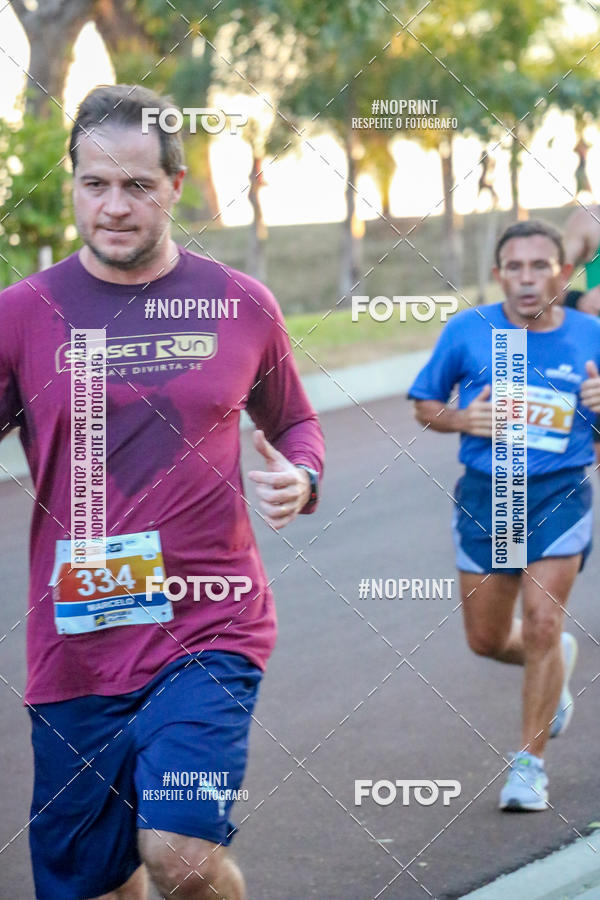 Buy your photos of the eventSunset Run 2019 on Fotop