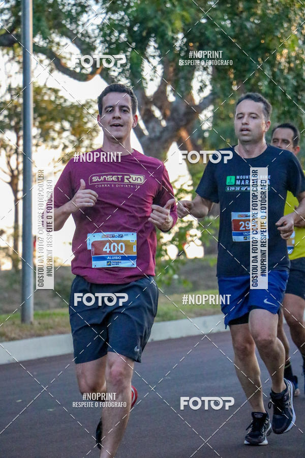 Buy your photos of the eventSunset Run 2019 on Fotop
