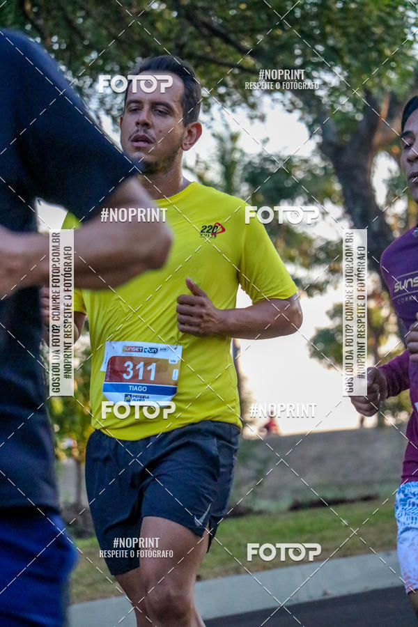 Buy your photos of the eventSunset Run 2019 on Fotop
