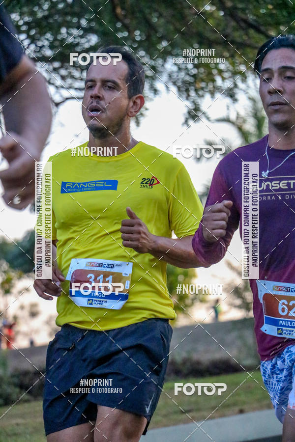 Buy your photos of the eventSunset Run 2019 on Fotop