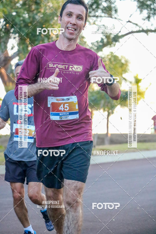 Buy your photos of the eventSunset Run 2019 on Fotop