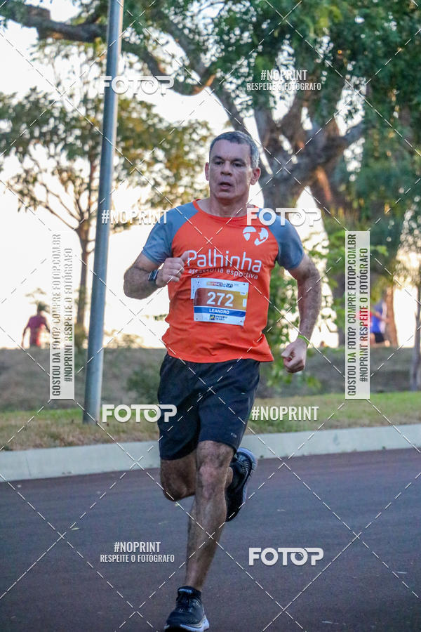 Buy your photos of the eventSunset Run 2019 on Fotop