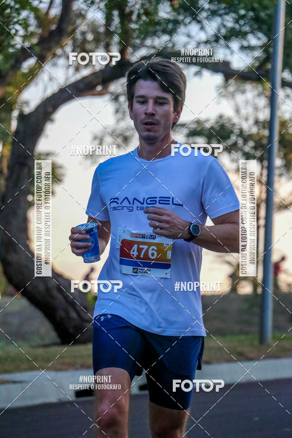 Buy your photos of the eventSunset Run 2019 on Fotop