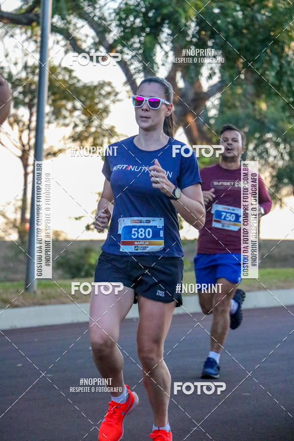 Buy your photos of the eventSunset Run 2019 on Fotop
