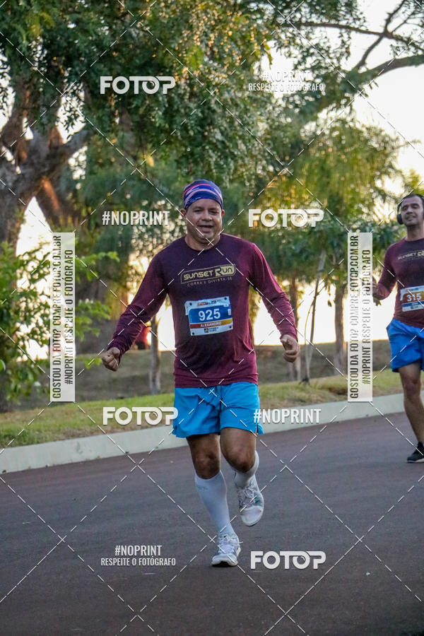 Buy your photos of the eventSunset Run 2019 on Fotop