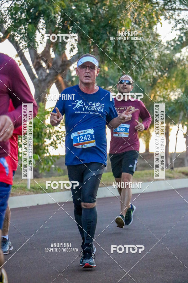 Buy your photos of the eventSunset Run 2019 on Fotop