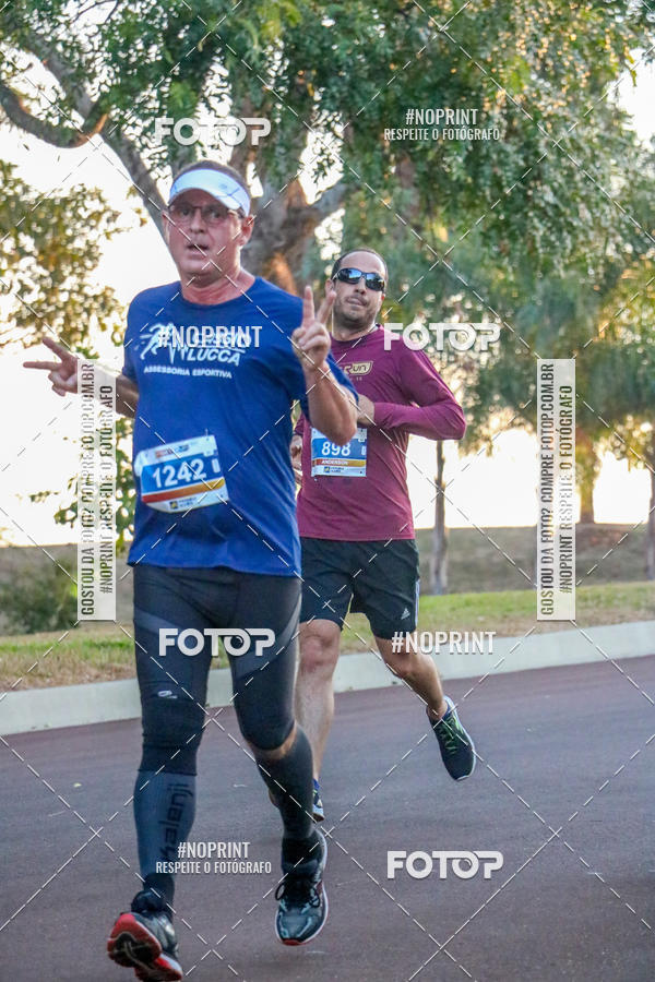 Buy your photos of the eventSunset Run 2019 on Fotop