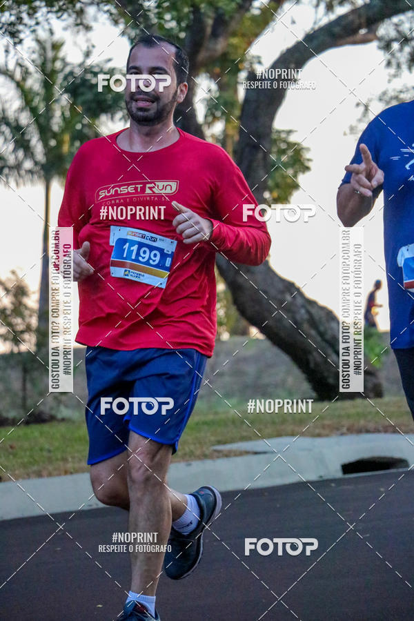 Buy your photos of the eventSunset Run 2019 on Fotop