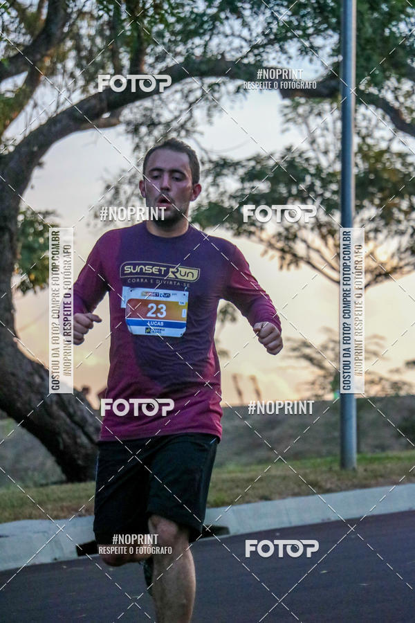 Buy your photos of the eventSunset Run 2019 on Fotop