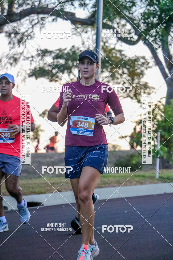 Buy your photos of the eventSunset Run 2019 on Fotop