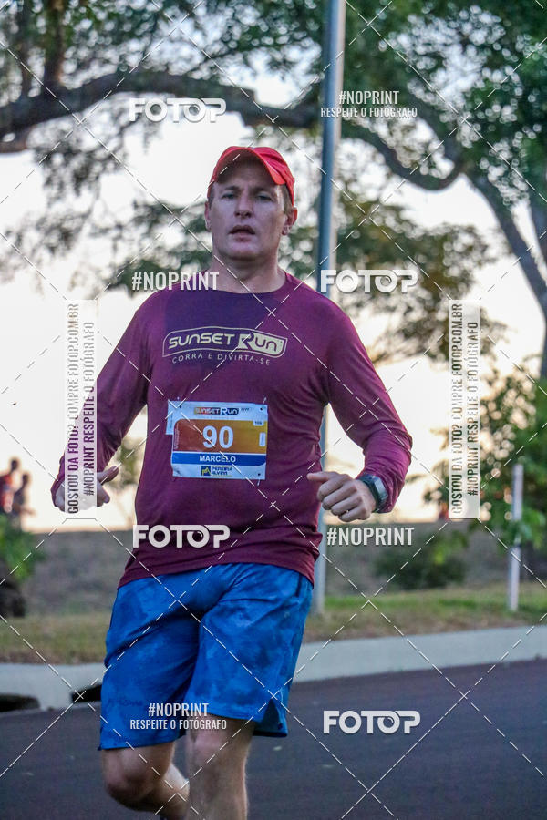 Buy your photos of the eventSunset Run 2019 on Fotop
