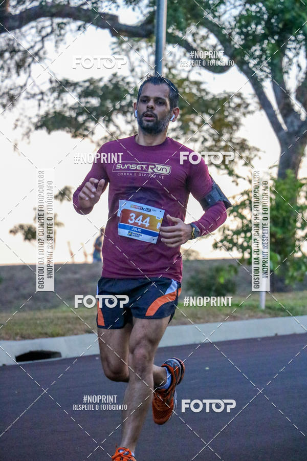 Buy your photos of the eventSunset Run 2019 on Fotop