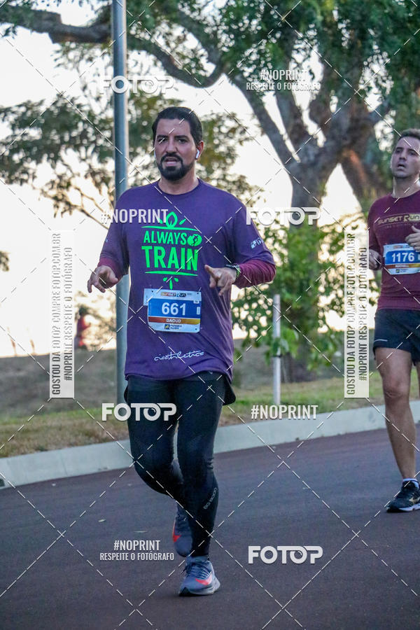 Buy your photos of the eventSunset Run 2019 on Fotop