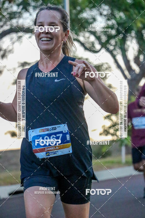 Buy your photos of the eventSunset Run 2019 on Fotop