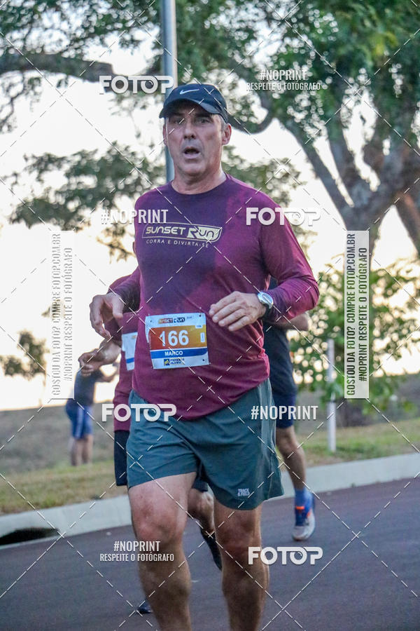 Buy your photos of the eventSunset Run 2019 on Fotop
