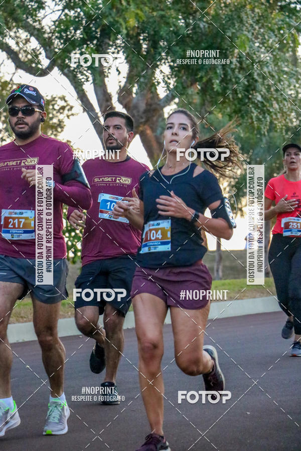 Buy your photos of the eventSunset Run 2019 on Fotop