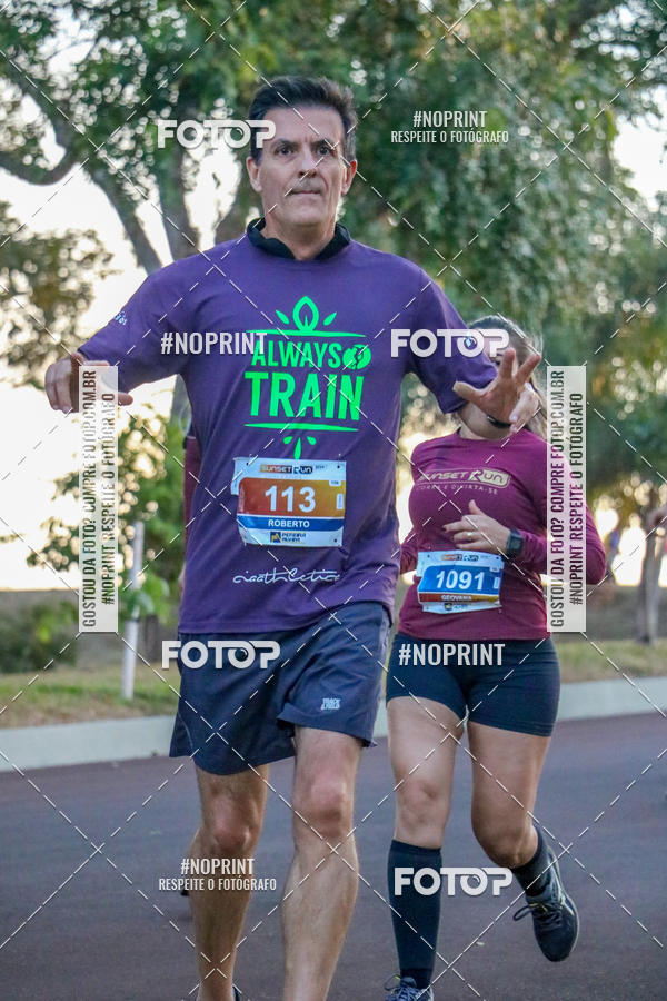 Buy your photos of the eventSunset Run 2019 on Fotop