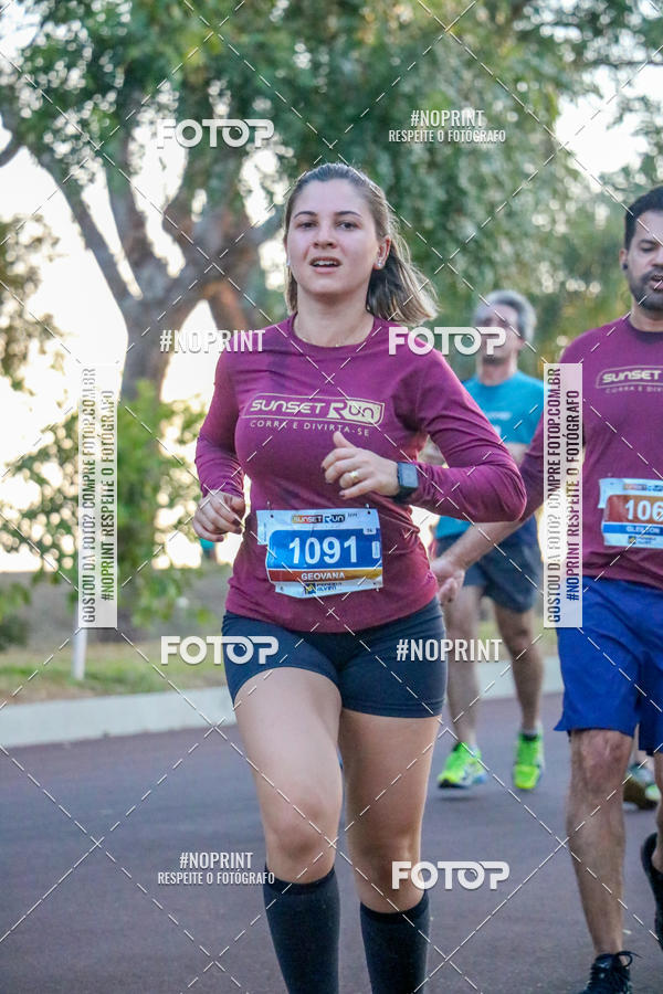 Buy your photos of the eventSunset Run 2019 on Fotop