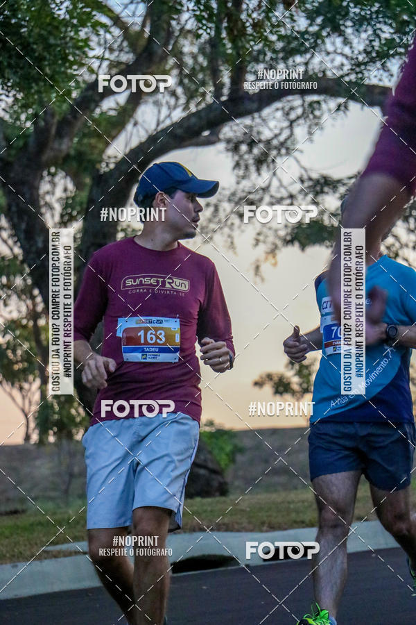 Buy your photos of the eventSunset Run 2019 on Fotop