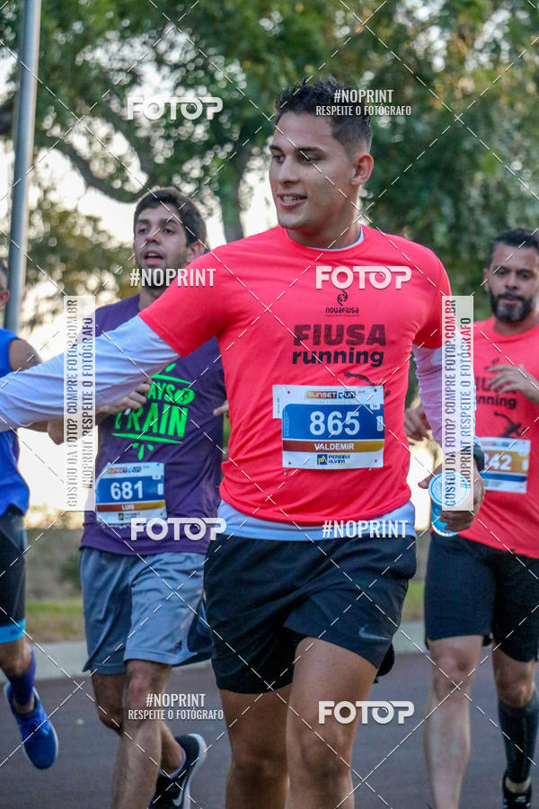 Buy your photos of the eventSunset Run 2019 on Fotop