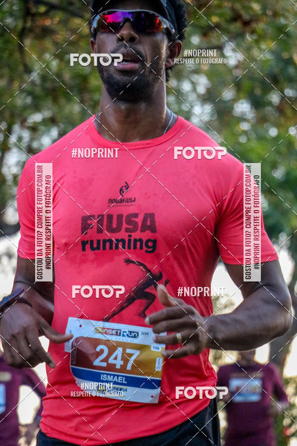 Buy your photos of the eventSunset Run 2019 on Fotop