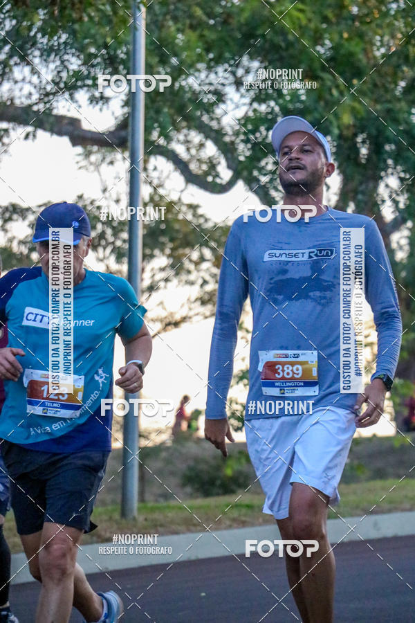 Buy your photos of the eventSunset Run 2019 on Fotop