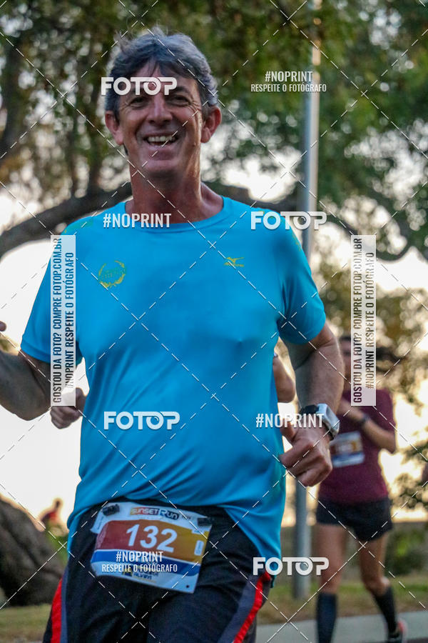 Buy your photos of the eventSunset Run 2019 on Fotop