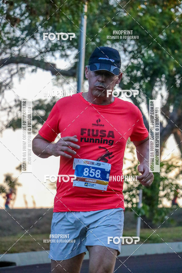 Buy your photos of the eventSunset Run 2019 on Fotop