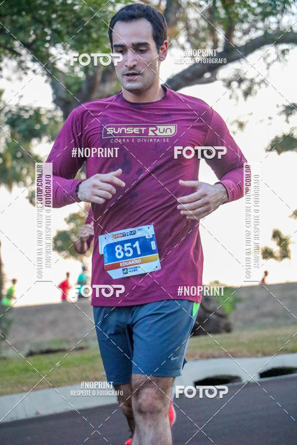 Buy your photos of the eventSunset Run 2019 on Fotop