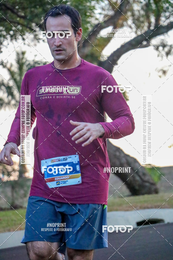 Buy your photos of the eventSunset Run 2019 on Fotop