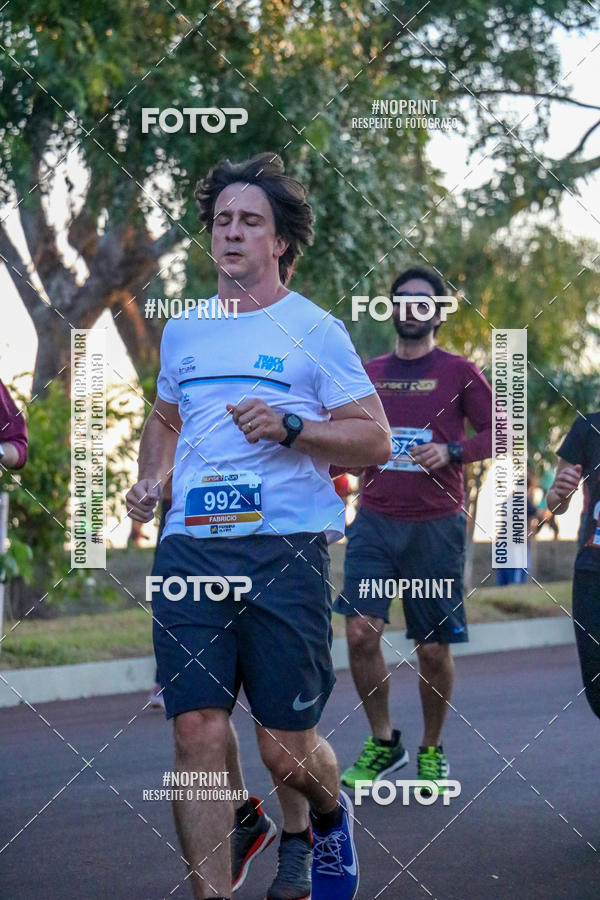 Buy your photos of the eventSunset Run 2019 on Fotop