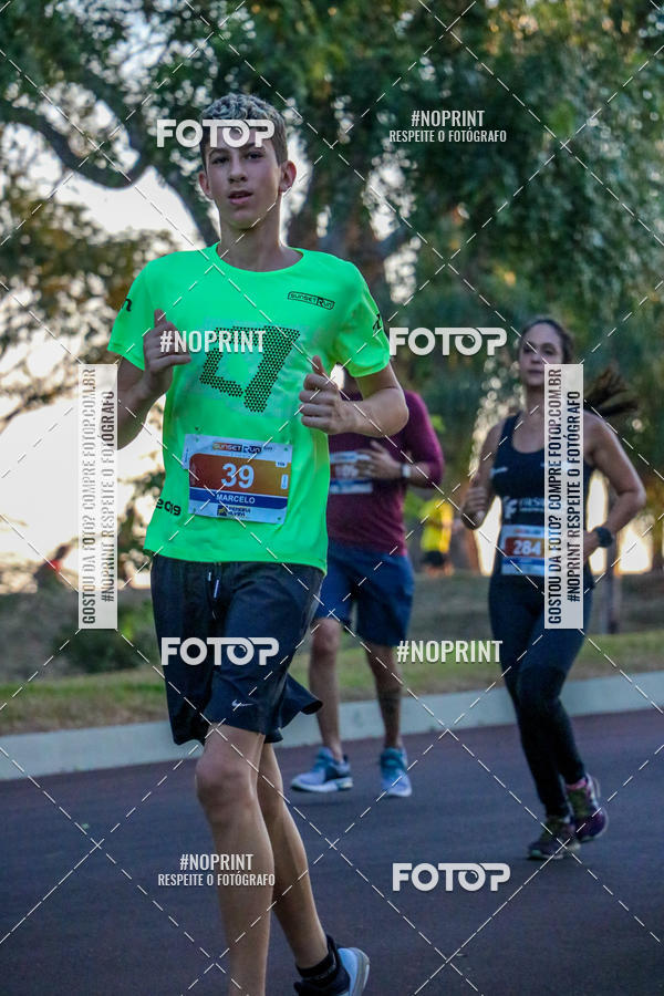 Buy your photos of the eventSunset Run 2019 on Fotop