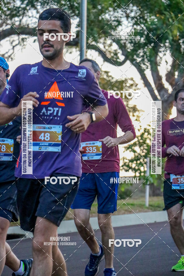 Buy your photos of the eventSunset Run 2019 on Fotop