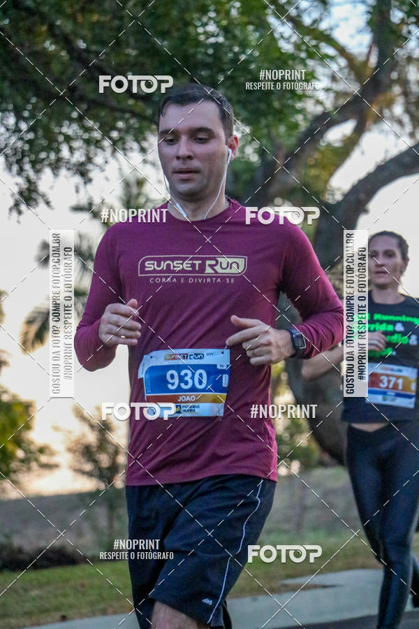 Buy your photos of the eventSunset Run 2019 on Fotop