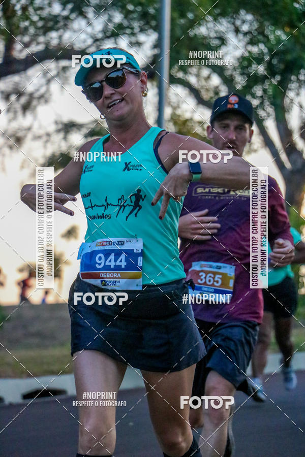 Buy your photos of the eventSunset Run 2019 on Fotop