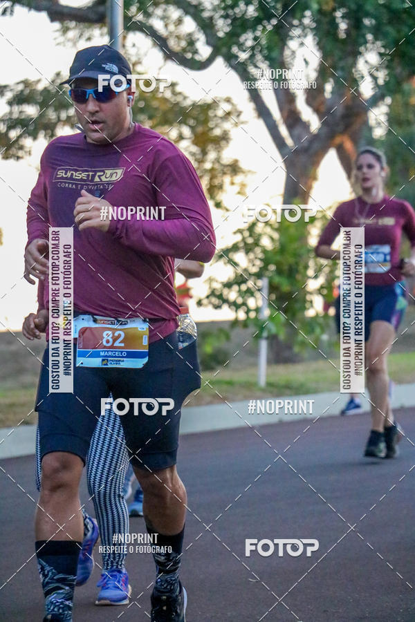 Buy your photos of the eventSunset Run 2019 on Fotop