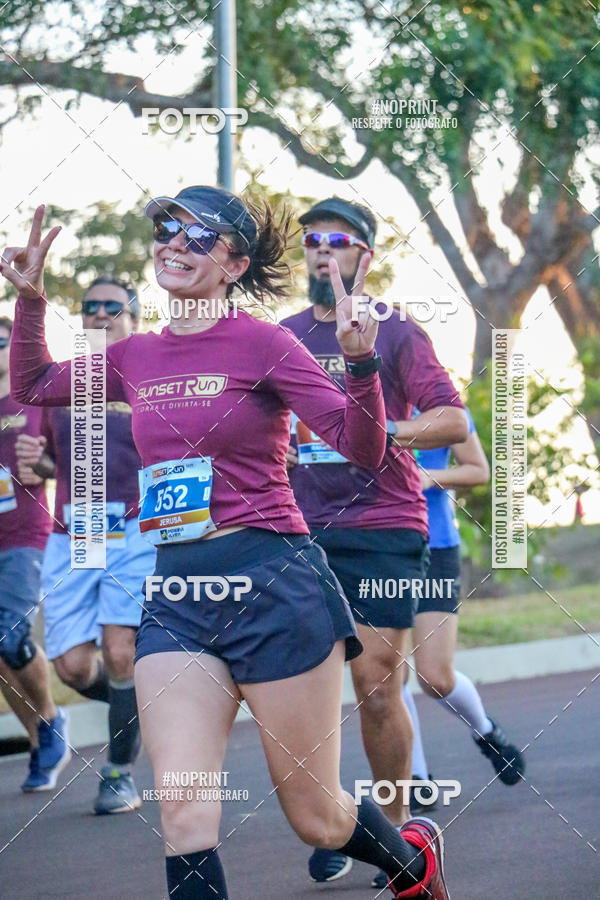 Buy your photos of the eventSunset Run 2019 on Fotop