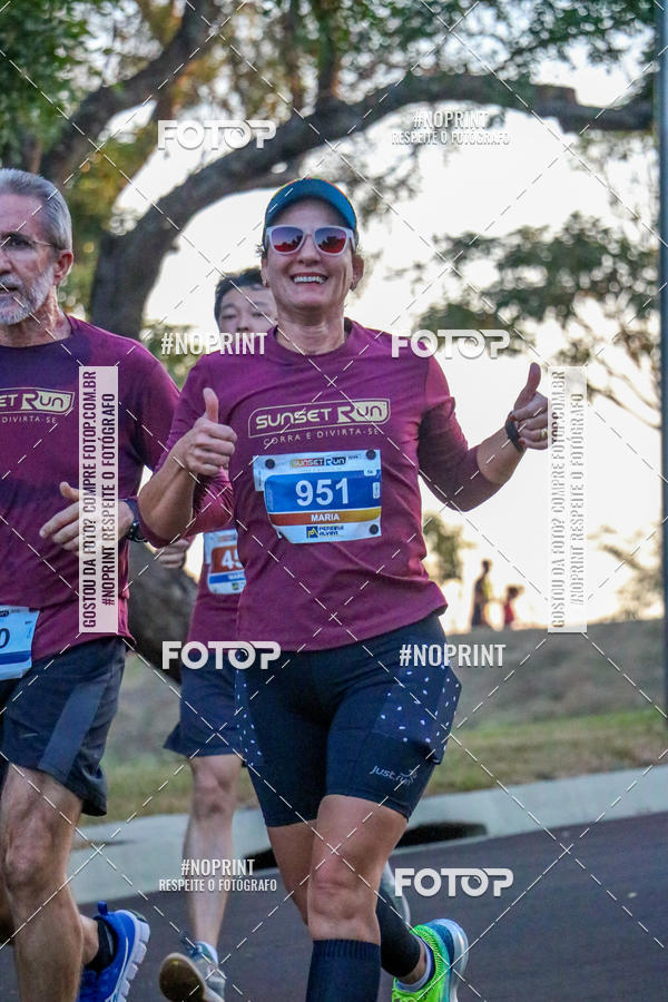 Buy your photos of the eventSunset Run 2019 on Fotop
