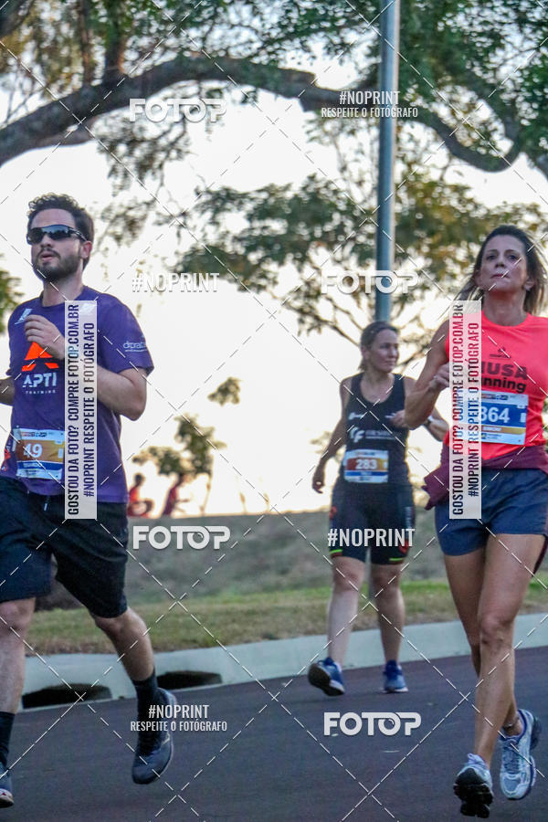 Buy your photos of the eventSunset Run 2019 on Fotop
