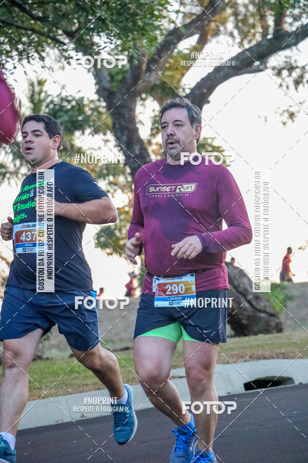 Buy your photos of the eventSunset Run 2019 on Fotop