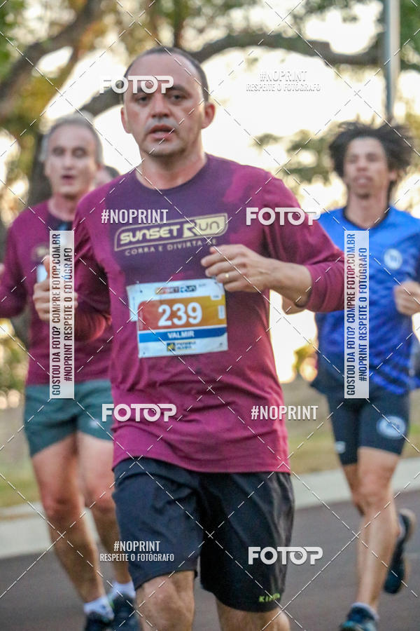 Buy your photos of the eventSunset Run 2019 on Fotop