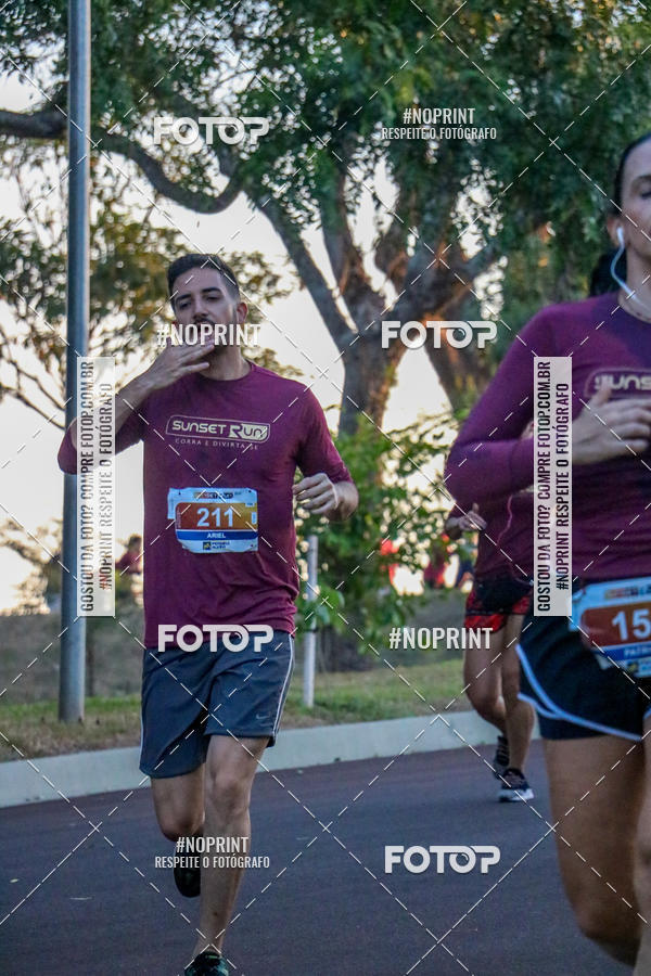 Buy your photos of the eventSunset Run 2019 on Fotop